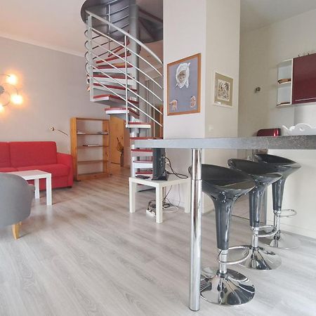 Duplex Quartier Cathedrale Parking Prive Leilighet Tours Eksteriør bilde